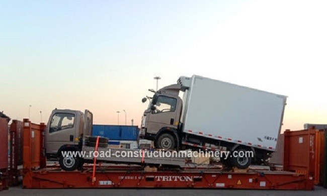 Latest company case about 1 Unit HOWO 4x2 6 ton Refrigerator Truck &amp; 1 Cargo Truck to Micronesia